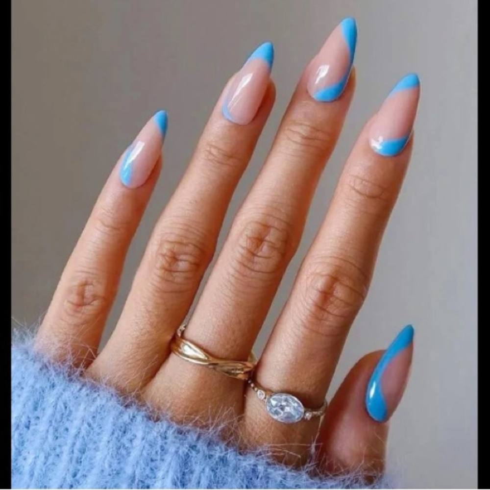 Press on nail set